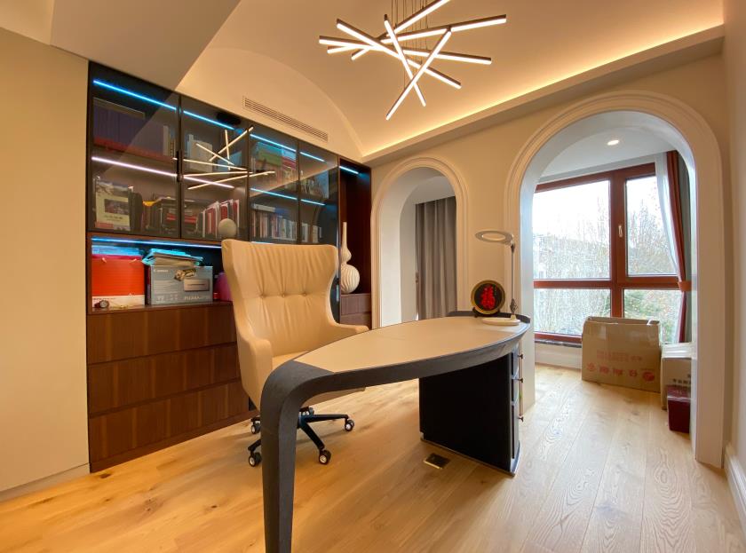 實木複合地板×書房，呈現高端品質與設計感！